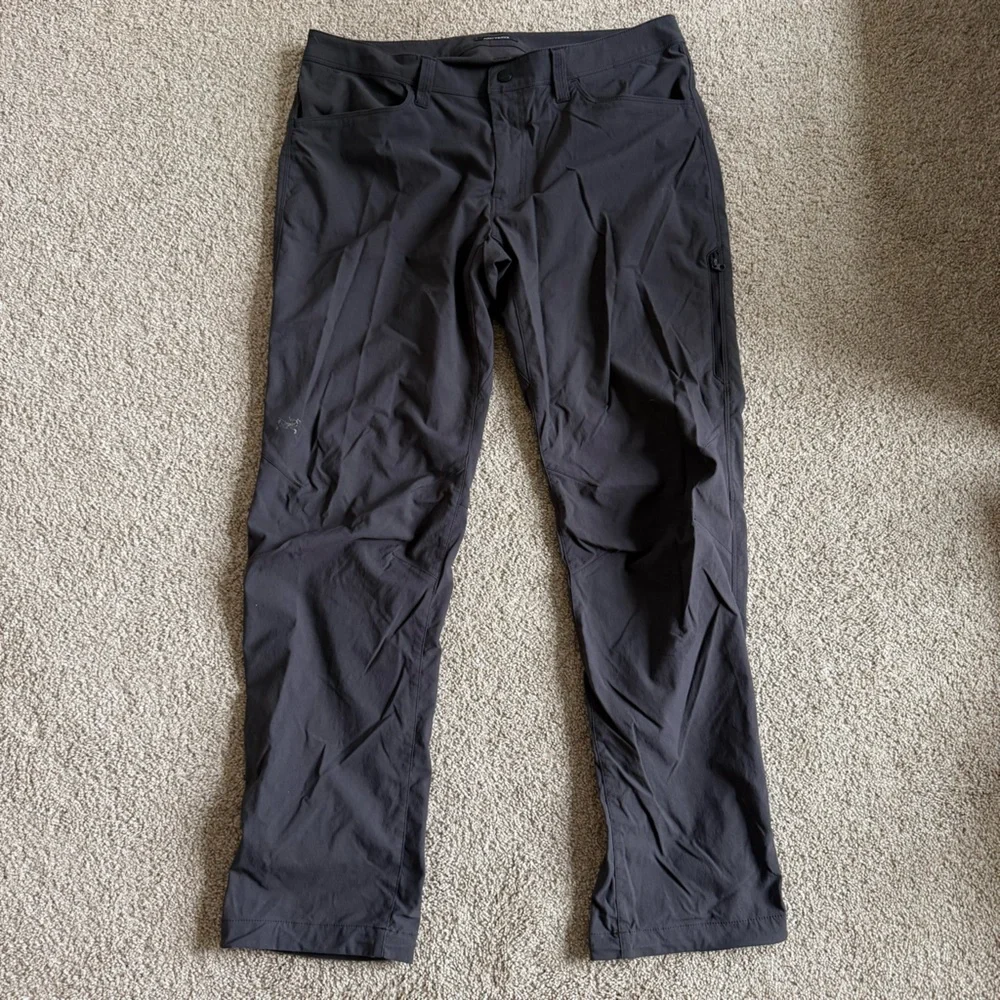 Arc'teryx Men's Gray Russet Hiking Climbing Casual Pants - Picture 2 of 10